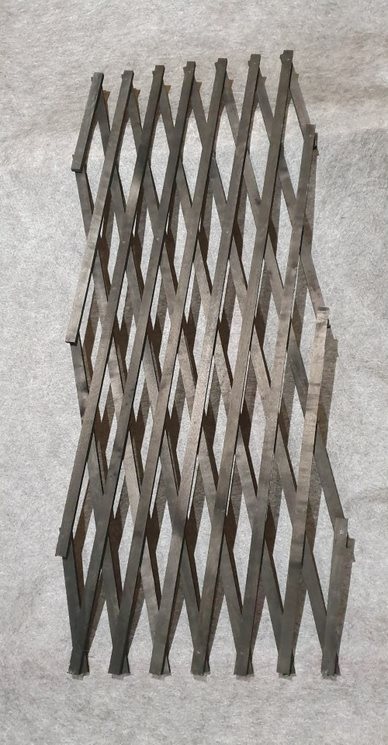 KÖYNNÖSSÄLEIKKÖ 0,9 x 2 M MUSTA - Tuenta- ja sidontatarvikkeet - 6430040626290 - 1